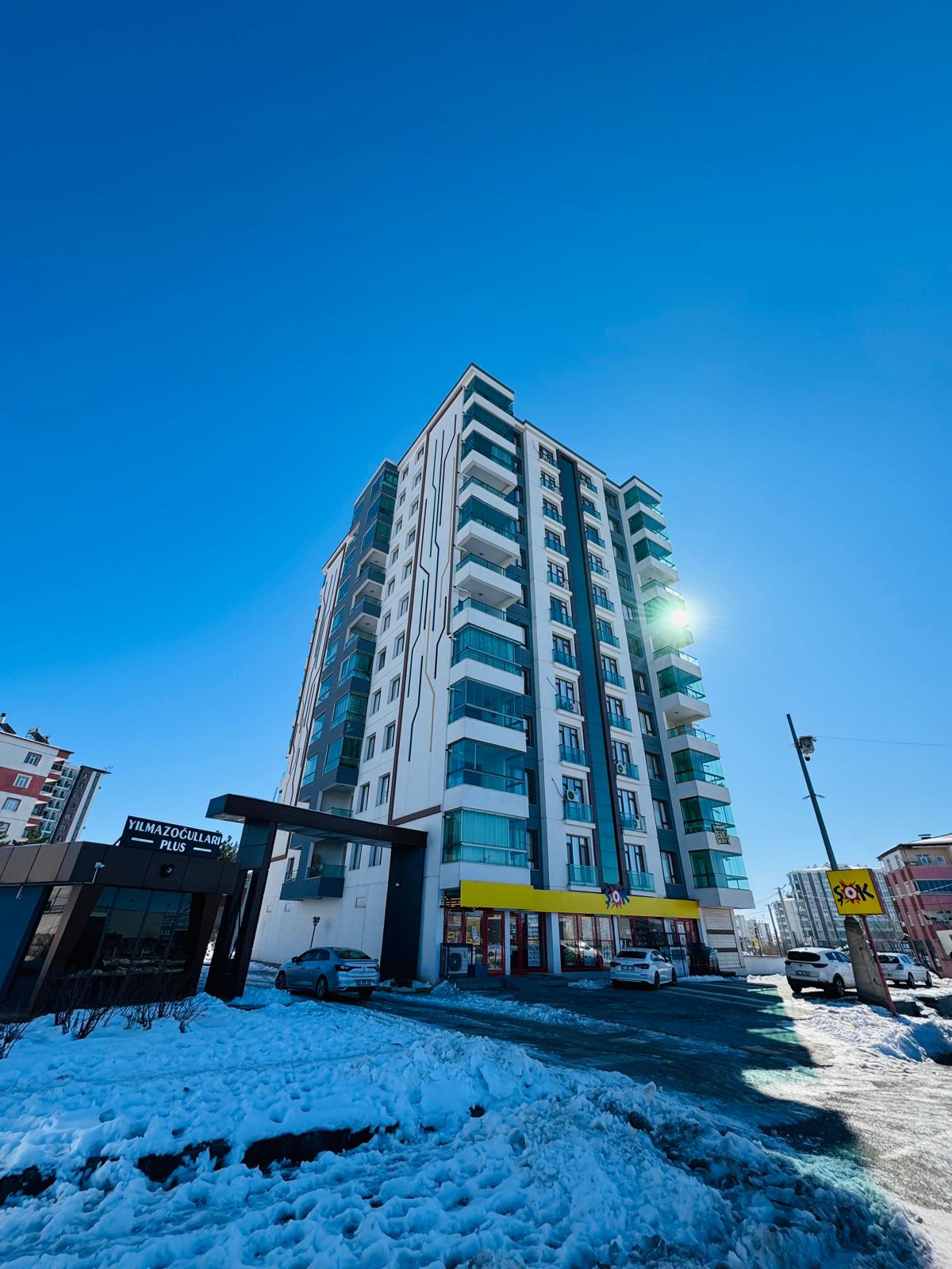 KAYA EMLAK'TAN SATILIK LÜKS DAİRE 3,5+1 140 m2